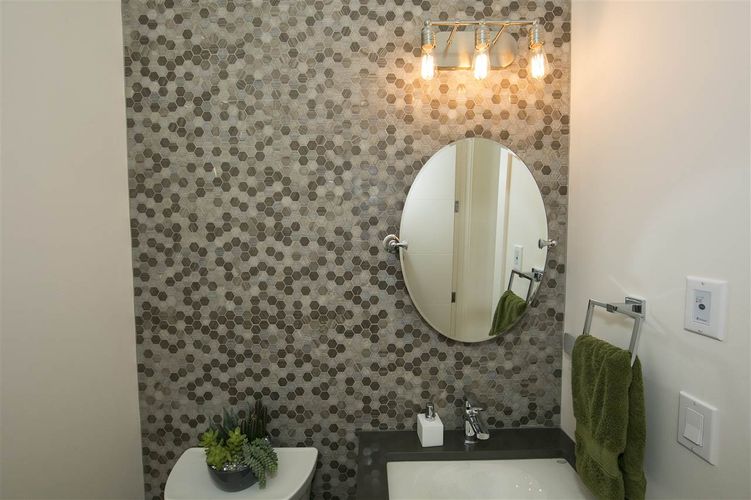Bathroom 13c